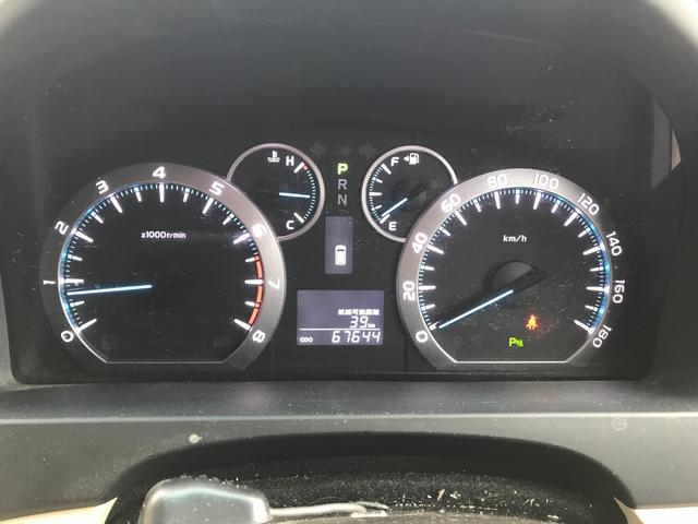 アルファード ２４０Ｇ　後席モニター／純正ナビ／フルセグＴＶ／バックカメラ／パワーシート／クルーズコントロール／両側パワースライドドア／純正ＡＷ１８インチ／スマートキー／プッシュスタート／キセノンヘッドライト（7枚目）