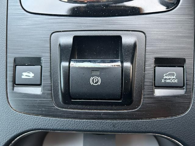 レガシィアウトバック リミテッド 4WD/社外ナビ/フルセグテレビ/Bluetooth/CD/DVD/バックカメラ/パワーバックドア/パワーシート/メモリーシート/シートヒーター/サンルーフ/クルーズコントロール/レーンアシスト(13枚目)