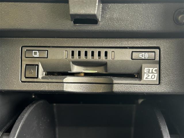 ◆商談ルームには「キッズスペース」を完備しています。ＤＶＤ、ブロック、絵本、おままごとセット。お子様連れでも、ゆっくりとお車をお選びいただけます！