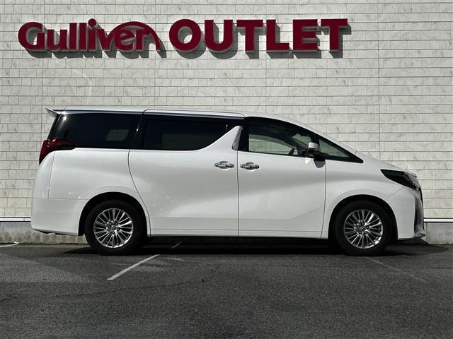 ◆商談ルームには「キッズスペース」を完備しています。ＤＶＤ、ブロック、絵本、おままごとセット。お子様連れでも、ゆっくりとお車をお選びいただけます！