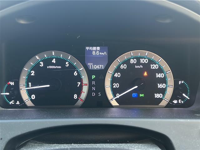 クラウンマジェスタ Ｃタイプ　サンルーフ　純正ＨＤＤナビ　レザーシート　ＥＴＣ２．０　ＤＶＤ再生機能有　純正アルミホイール　パワーシート　プッシュスタート　バックカメラ　純正フロアマット　カーテンエアバッグ　クルーズコントロール（6枚目）