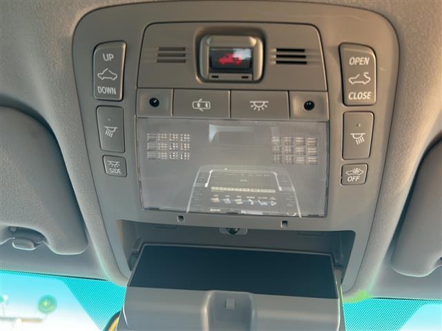 クラウンマジェスタ Ｃタイプ　サンルーフ　純正ＨＤＤナビ　レザーシート　ＥＴＣ２．０　ＤＶＤ再生機能有　純正アルミホイール　パワーシート　プッシュスタート　バックカメラ　純正フロアマット　カーテンエアバッグ　クルーズコントロール（16枚目）