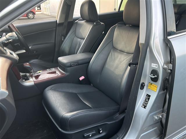 クラウンマジェスタ Ｃタイプ　サンルーフ　純正ＨＤＤナビ　レザーシート　ＥＴＣ２．０　ＤＶＤ再生機能有　純正アルミホイール　パワーシート　プッシュスタート　バックカメラ　純正フロアマット　カーテンエアバッグ　クルーズコントロール（25枚目）