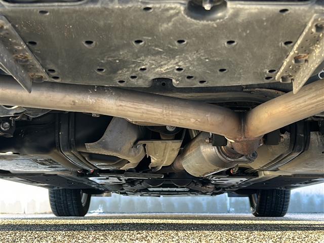 クラウンマジェスタ Ｃタイプ　サンルーフ　純正ＨＤＤナビ　レザーシート　ＥＴＣ２．０　ＤＶＤ再生機能有　純正アルミホイール　パワーシート　プッシュスタート　バックカメラ　純正フロアマット　カーテンエアバッグ　クルーズコントロール（39枚目）