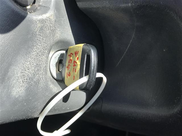 ジムニー クロスアドベンチャー　社外ナビ／ワンセグＴＶ／リモコンキー／レザーシート／シートヒーター／ヘッドライトレベライザー／ＥＴＣ／背面タイヤ／ウインカーミラー（8枚目）