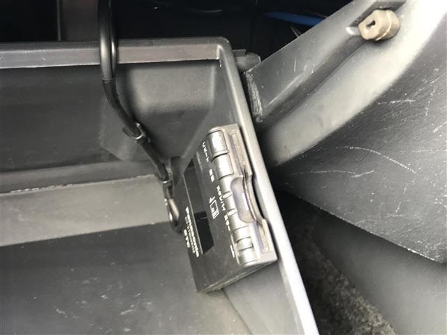 ジムニー クロスアドベンチャー　社外ナビ／ワンセグＴＶ／リモコンキー／レザーシート／シートヒーター／ヘッドライトレベライザー／ＥＴＣ／背面タイヤ／ウインカーミラー（11枚目）