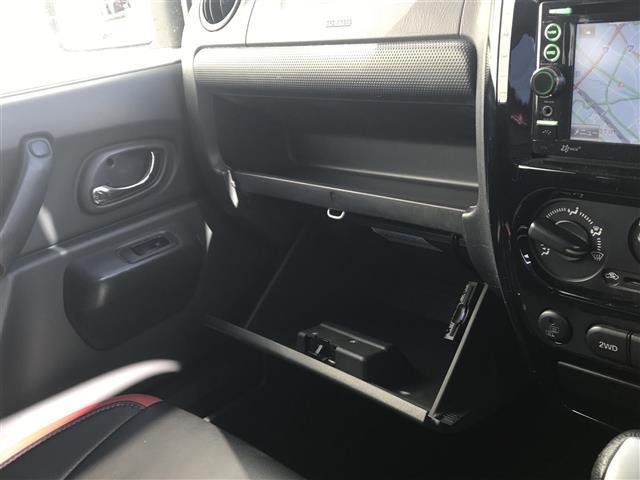 ジムニー クロスアドベンチャー　社外ナビ／ワンセグＴＶ／リモコンキー／レザーシート／シートヒーター／ヘッドライトレベライザー／ＥＴＣ／背面タイヤ／ウインカーミラー（16枚目）