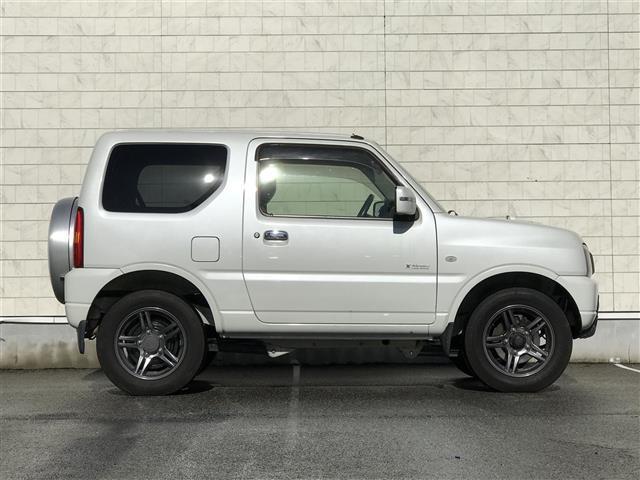 ジムニー クロスアドベンチャー　社外ナビ／ワンセグＴＶ／リモコンキー／レザーシート／シートヒーター／ヘッドライトレベライザー／ＥＴＣ／背面タイヤ／ウインカーミラー（24枚目）