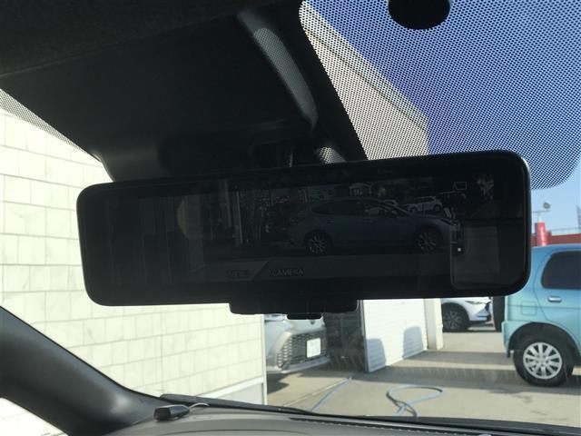 ノート ｅ－パワー　ニスモ　ローダウン／エアロパーツ／純正ナビ／フルセグＴＶ／Ｂｌｕｅｔｏｏｔｈ／全周囲カメラ／デジタルインナーミラー／ドライブレコーダー／エマージェンシーブレーキ／コーナーセンサー／レーンキープアシス（7枚目）