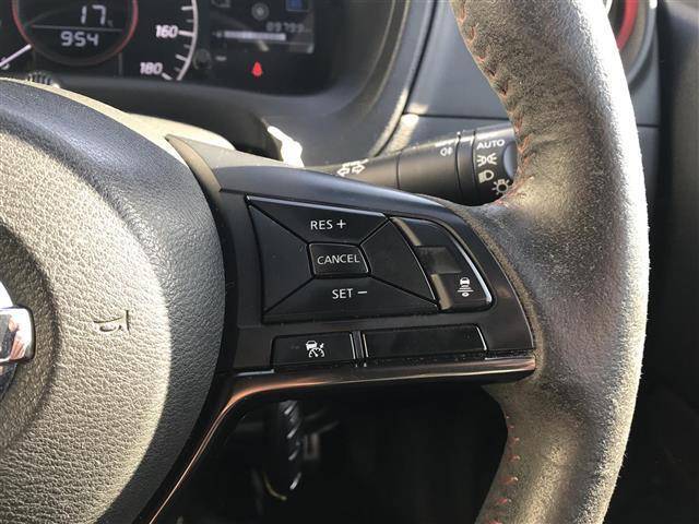 ノート ｅ－パワー　ニスモ　ローダウン／エアロパーツ／純正ナビ／フルセグＴＶ／Ｂｌｕｅｔｏｏｔｈ／全周囲カメラ／デジタルインナーミラー／ドライブレコーダー／エマージェンシーブレーキ／コーナーセンサー／レーンキープアシス（11枚目）