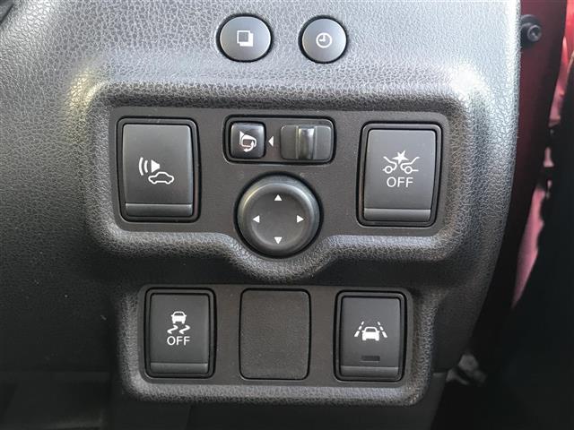 ノート ｅ－パワー　ニスモ　ローダウン／エアロパーツ／純正ナビ／フルセグＴＶ／Ｂｌｕｅｔｏｏｔｈ／全周囲カメラ／デジタルインナーミラー／ドライブレコーダー／エマージェンシーブレーキ／コーナーセンサー／レーンキープアシス（12枚目）