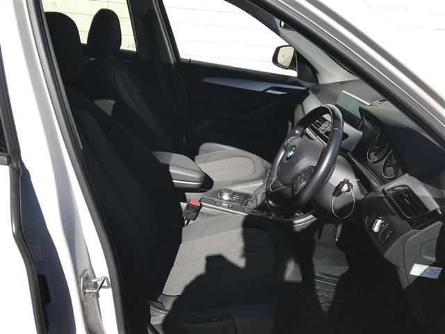 Ｘ１ ｘＤｒｉｖｅ　１８ｄ　純正ナビ／Ｂｌｕｅｔｏｏｔｈ、ＵＳＢ、ＤＶＤ、ＣＤ／バックカメラ／ドライブレコーダー／純正フロアマット／パーキングアシスト／レーンアシスト／オートライト／ＬＥＤヘッドライト（28枚目）