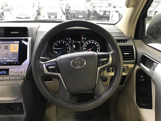 ランドクルーザープラド TX Lパッケージ サンルーフ/フリップダウンモニター/純正AW冬タイヤ車載/アルパイン9型ナビ/フルセグTV/Bluetooth/バックカメラ/プリクラッシュセーフティ/クリアランスソナー/レーンキープアシスト(11枚目)