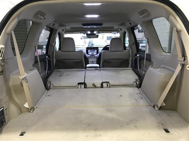 ランドクルーザープラド TX Lパッケージ サンルーフ/フリップダウンモニター/純正AW冬タイヤ車載/アルパイン9型ナビ/フルセグTV/Bluetooth/バックカメラ/プリクラッシュセーフティ/クリアランスソナー/レーンキープアシスト(16枚目)