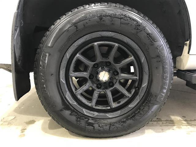 ランドクルーザープラド TX Lパッケージ サンルーフ/フリップダウンモニター/純正AW冬タイヤ車載/アルパイン9型ナビ/フルセグTV/Bluetooth/バックカメラ/プリクラッシュセーフティ/クリアランスソナー/レーンキープアシスト(17枚目)