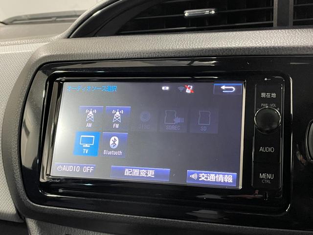 1.0F スマートスタイル 純正ナビ/TV/衝突軽減ブレーキ/ハイビームアシスト/ビルトインETC/バックカメラ/スマートキー/プッシュスタート/純正フロアマット/ドアバイザー/電動格納ミラー(3枚目)