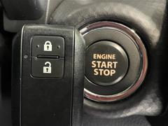 ◆【スマートキー・プッシュスタート】鍵を挿さずにポケットに入れたまま鍵の開閉、エンジンの始動まで行えます。 2