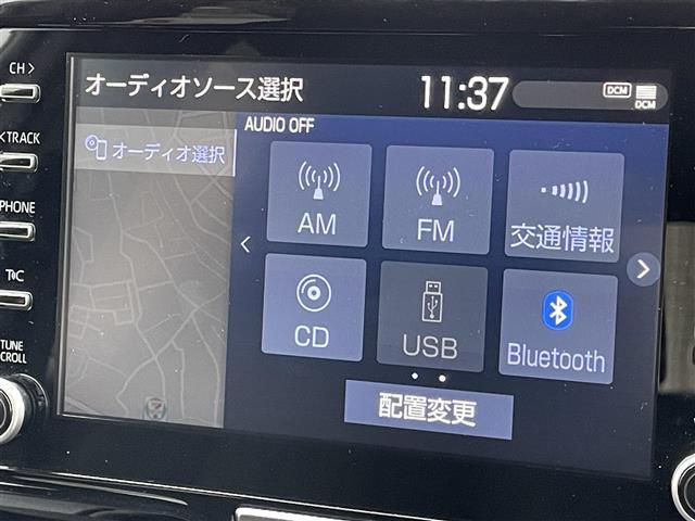 ヤリス ハイブリッドＧ　トヨタセーフティセンス　衝突軽減／クリアランスソナー／パーキングサポートブレーキ　純正８型ディスプレイオーディオ　ＣＤ／ＤＶＤ　バックカメラ　純正フロアマット　スマートキー２本　前後ドライブレコーダー（8枚目）