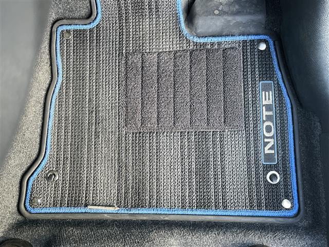 ノート e-パワー X 純正SDナビ フルセグ Bluetooth 前方ドライブレコーダー 前後コーナーセンサー ヒーターミラ パワーステアリング LEDヘッドライト 純正フロアマット 電動格納ミラー ステアリングスイッチ(31枚目)