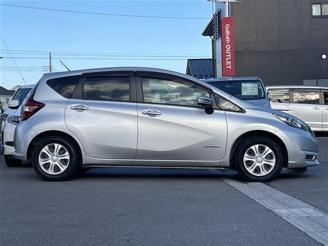 ノート e-パワー X 純正SDナビ フルセグ Bluetooth 前方ドライブレコーダー 前後コーナーセンサー ヒーターミラ パワーステアリング LEDヘッドライト 純正フロアマット 電動格納ミラー ステアリングスイッチ(41枚目)