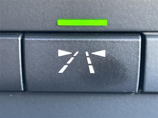 4シリーズ 420iグランクーペ Mスポーツ ワンオーナー 純正9インチメモリーナビ バックカメラ フルセグ 茶レザーシート 前席シートヒーター ツインパワーターボ 前席パワーシート 木目調内装 社外マフラー パドルシフト AHB 純正19型AW(11枚目)