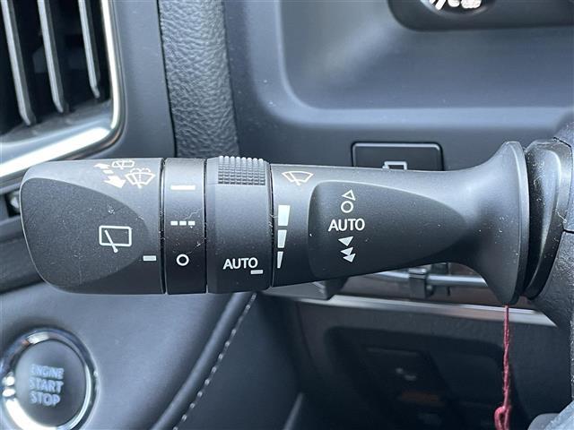 ランドクルーザー ZX ワンオーナー サンルーフ 純正SDナビ モデリスタフルエアロ 全周囲カメラ 茶レザーシート 前席エアシート 全席シートヒーター 前席パワーシート BSM ステアリングヒーター 純正ヘッドレストモニター(22枚目)