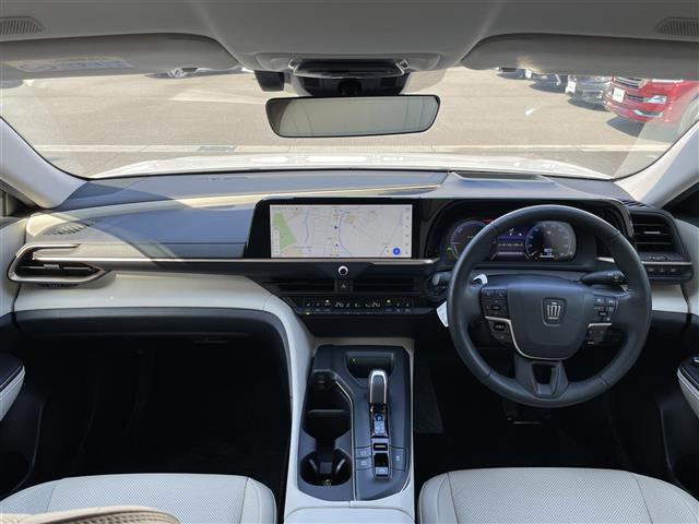 クラウンクロスオーバー Gアドバンスド・レザーパッケージ モデリスタフルエアロ 純正11型メモリーナビ 全周囲カメラ フルセグ Miracast 白レザーシート 前席エアシート 前席シートヒーター 白内装 前席パワーシート 4眼LEDヘッドライト BSM(3枚目)