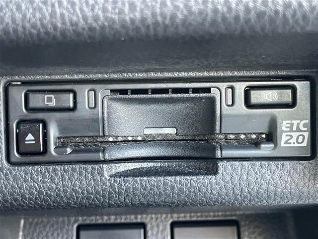 クラウンクロスオーバー Gアドバンスド・レザーパッケージ モデリスタフルエアロ 純正11型メモリーナビ 全周囲カメラ フルセグ Miracast 白レザーシート 前席エアシート 前席シートヒーター 白内装 前席パワーシート 4眼LEDヘッドライト BSM(9枚目)