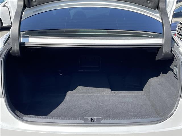 クラウンクロスオーバー Gアドバンスド・レザーパッケージ モデリスタフルエアロ 純正11型メモリーナビ 全周囲カメラ フルセグ Miracast 白レザーシート 前席エアシート 前席シートヒーター 白内装 前席パワーシート 4眼LEDヘッドライト BSM(16枚目)