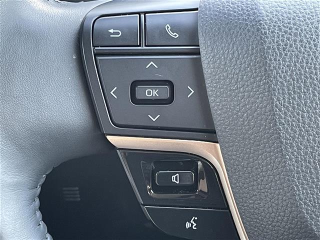 クラウンクロスオーバー Gアドバンスド・レザーパッケージ モデリスタフルエアロ 純正11型メモリーナビ 全周囲カメラ フルセグ Miracast 白レザーシート 前席エアシート 前席シートヒーター 白内装 前席パワーシート 4眼LEDヘッドライト BSM(24枚目)