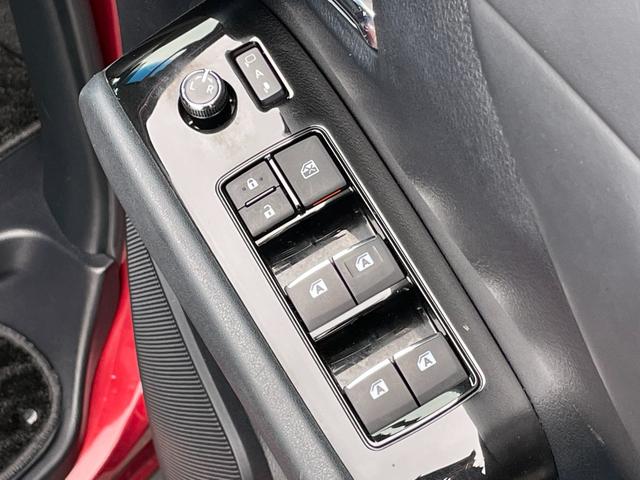 ヴェルファイア ２．５Ｚ　Ａエディション　ワンオーナー　純正１２．１インチフリップダウンモニター　純正９インチナビ　フルセグ　バックカメラ　純正前方ドラレコ　スマートキー２本　純正１８インチアルミホイール　純正フロアマット　パーキングソナー（21枚目）