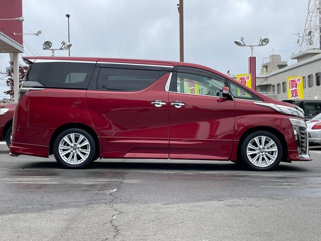 ヴェルファイア ２．５Ｚ　Ａエディション　ワンオーナー　純正１２．１インチフリップダウンモニター　純正９インチナビ　フルセグ　バックカメラ　純正前方ドラレコ　スマートキー２本　純正１８インチアルミホイール　純正フロアマット　パーキングソナー（41枚目）