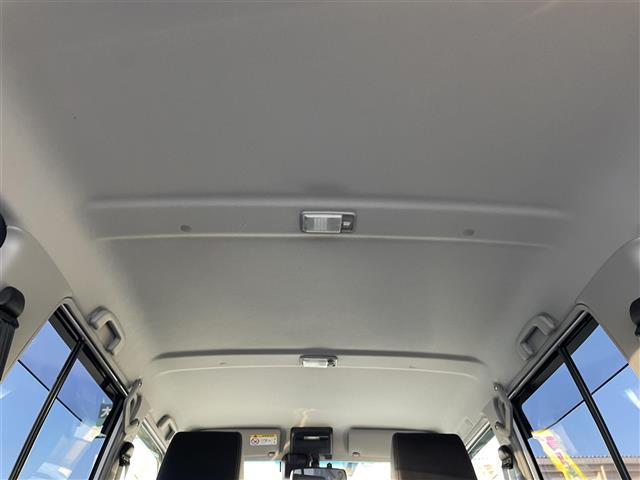 ランドクルーザー７０ ＡＸ　７インチディスプレイオーディオ　バックカメラ　純正１６型アルミホイール　純正フロアマット　センターデフロック　ダウンヒルアシストコントロール　本革ステアリング　ＬＥＤヘッドライト　寒冷地仕様　ＥＴＣ（42枚目）