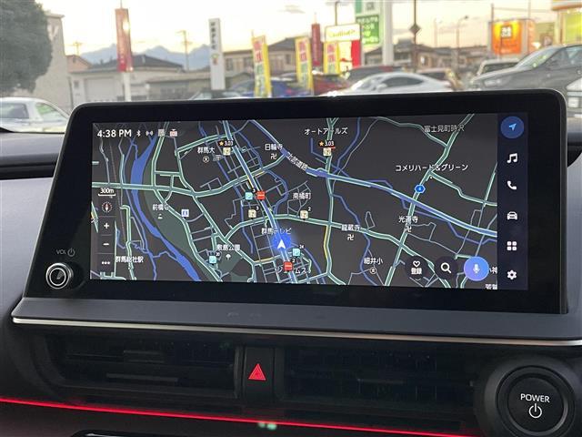 プリウス Ｚ　純正ナビ付１２．３型ディスプレイ　フルセグ　全周囲カメラ　黒レザーシート　前席エアシート・シートヒーター　１００Ｖ充電　Ｍｉｒａｃａｓｔ　デジタルミラー　ＢＳＭ　純正１９インチＡＷ　純正フロアマット（6枚目）