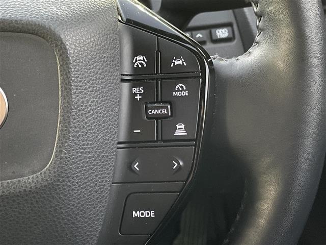 プリウス Ｚ　純正ナビ付１２．３型ディスプレイ　フルセグ　全周囲カメラ　黒レザーシート　前席エアシート・シートヒーター　１００Ｖ充電　Ｍｉｒａｃａｓｔ　デジタルミラー　ＢＳＭ　純正１９インチＡＷ　純正フロアマット（29枚目）