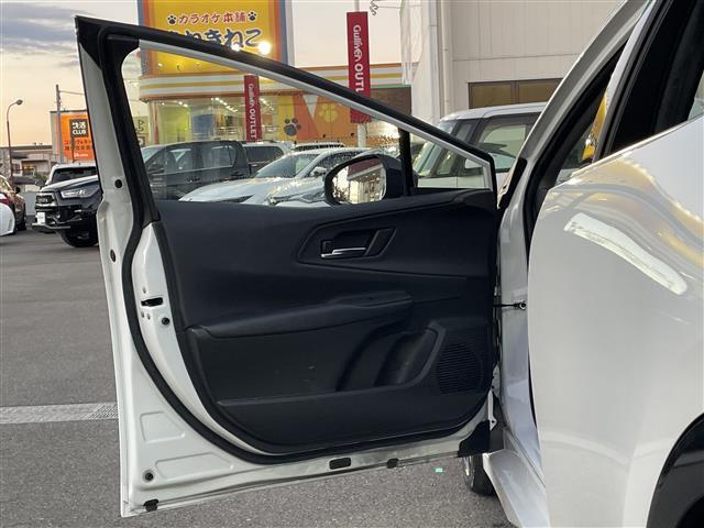 プリウス Ｚ　純正ナビ付１２．３型ディスプレイ　フルセグ　全周囲カメラ　黒レザーシート　前席エアシート・シートヒーター　１００Ｖ充電　Ｍｉｒａｃａｓｔ　デジタルミラー　ＢＳＭ　純正１９インチＡＷ　純正フロアマット（37枚目）