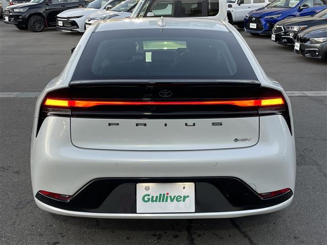 プリウス Ｚ　純正ナビ付１２．３型ディスプレイ　フルセグ　全周囲カメラ　黒レザーシート　前席エアシート・シートヒーター　１００Ｖ充電　Ｍｉｒａｃａｓｔ　デジタルミラー　ＢＳＭ　純正１９インチＡＷ　純正フロアマット（39枚目）