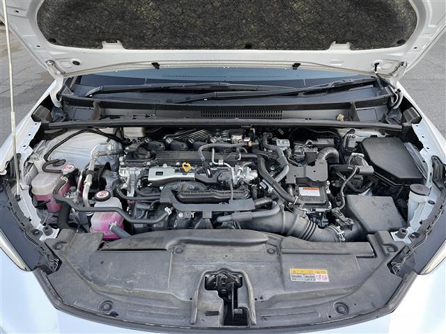 プリウス Ｚ　純正ナビ付１２．３型ディスプレイ　フルセグ　全周囲カメラ　黒レザーシート　前席エアシート・シートヒーター　１００Ｖ充電　Ｍｉｒａｃａｓｔ　デジタルミラー　ＢＳＭ　純正１９インチＡＷ　純正フロアマット（43枚目）