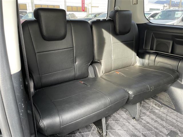 ヴォクシー ＺＳ　煌　純正７インチワイドナビ　バックカメラ　フリップダウンモニター　両側電動スライドドア　パドルシフト　ＨＩＤヘッドライト　ＨＩＤフォグランプ　ＥＴＣ　Ｂｌｕｅｔｏｏｔｈ　フルセグ　ミュージックサーバー（16枚目）