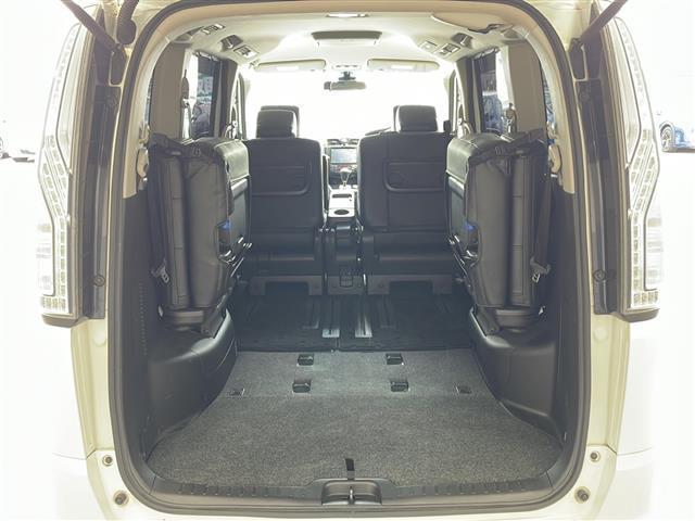 セレナ ハイウェイスター S-ハイブリッド 純正SDナビ・Bluetooth CD DVD・TV フルセグ・バックカメラ 純正フリップダウン後席モニター アイドリングストップ クルーズコントロール 両側パワースライドドア レザーシート(24枚目)