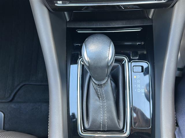 アテンザワゴン XD Lパッケージ 純正SDナビ・Bluetooth CD DVD・TV フルセグ・アラウンドビューモニター 追従式クルーズコントロール HUD パドルシフト レザーシート パワーシート シートヒータ(15枚目)