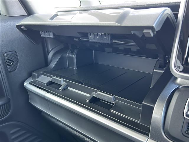 スペーシアギア ハイブリッドXZ 純正ナビ フルセグTV Bluetooth DVD再生 アラウンドビューモニター 前後ドライブレコーダー 後席サーキュレーター シートヒーター 両側パワースライドドア 純正フロアマット ETC(28枚目)