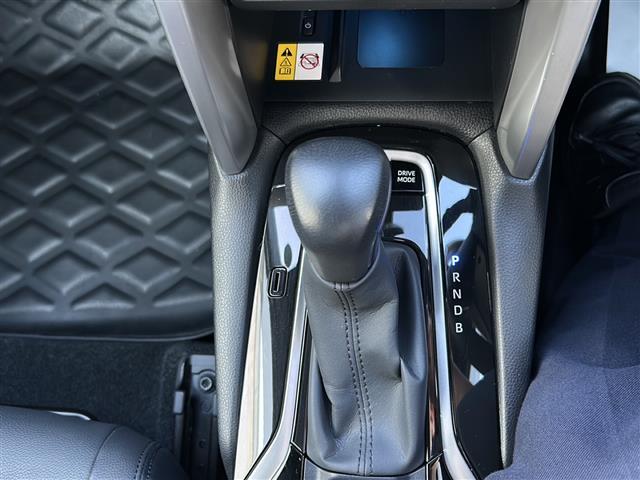 カローラクロス ハイブリッド Z 純正ナビ フルセグTV Bluetooth 前後ドライブレコーダー アラウンドビューモニター ガラスルーフ パワーバックドア パワーシート ETC クルーズコントロール シートヒーター ハーフレザー(17枚目)