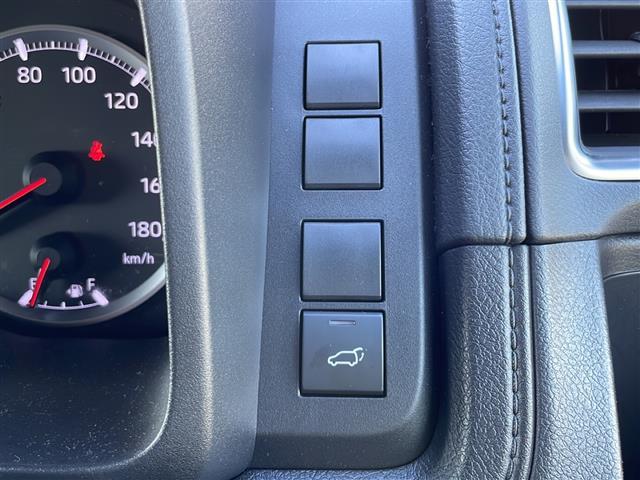 グランエース プレミアム 純正ナビ フルセグTV アラウンドビューモニター Bluetooth デジタルインナーミラー 前後ドライブレコーダー パワーバックドア レザーシート 三列シート シートヒーター 後席エアコン ETC(28枚目)