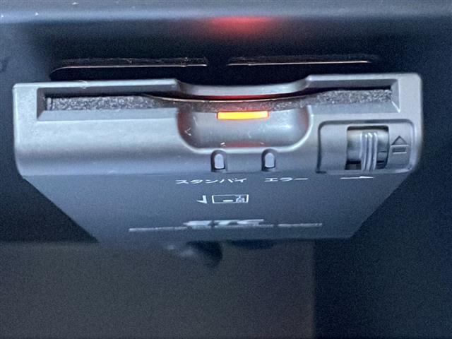 ノート e-パワー X 純正ナビ Bluetooth フルセグ CD DVD ETC エマージェンシーブレーキ 横滑り防止 レーンキープアラート ウィンカーミラー ドアバイザー プッシュスタート スマートキー×2(5枚目)