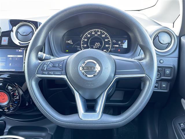 ノート e-パワー X 純正ナビ Bluetooth フルセグ CD DVD ETC エマージェンシーブレーキ 横滑り防止 レーンキープアラート ウィンカーミラー ドアバイザー プッシュスタート スマートキー×2(7枚目)