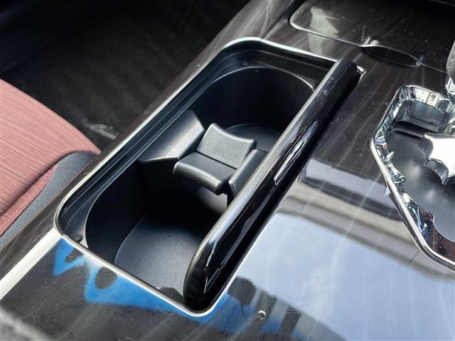 クラウンハイブリッド アスリートS 純正SDナビ・Bluetooth CD DVD・TV フルセグ・バックカメラ 追従式クルーズコントロール ETC2.0 ドライブレコーダー 前席パワーシート 純正17インチアルミホイール(27枚目)