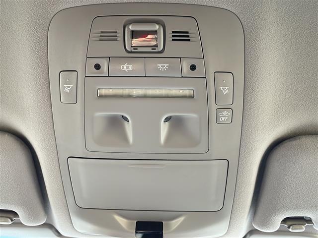 クラウンハイブリッド アスリートS 純正SDナビ・Bluetooth CD DVD・TV フルセグ・バックカメラ 追従式クルーズコントロール ETC2.0 ドライブレコーダー 前席パワーシート 純正17インチアルミホイール(31枚目)