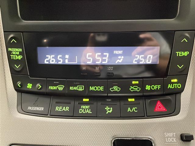 ヴェルファイア 2.4Z ◇ワンオーナー◇純正SDナビ・NSZT-W62G・Bluetooth CD DVD・TV フルセグ・バックカメラ◇モデリスタエアロ◇両側パワースライドドア◇ETC◇ドライブレコーダー(11枚目)