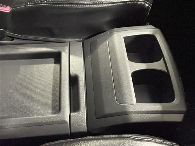 ヴェルファイア 2.4Z ◇ワンオーナー◇純正SDナビ・NSZT-W62G・Bluetooth CD DVD・TV フルセグ・バックカメラ◇モデリスタエアロ◇両側パワースライドドア◇ETC◇ドライブレコーダー(26枚目)